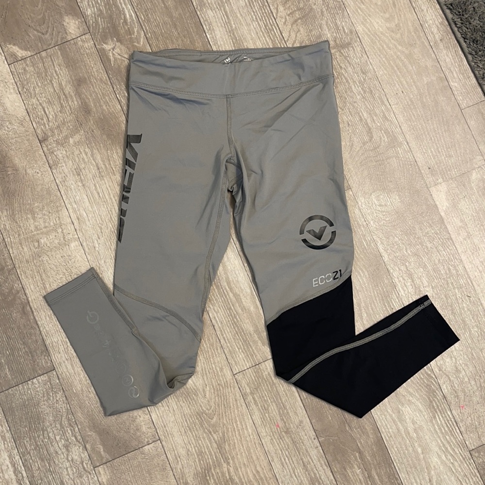 VIRUS- ATHLETIC LEGGINGS
